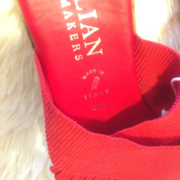 🆕 ❤️ Red Wedge Sandals ❤️ - Picture 5 of 6